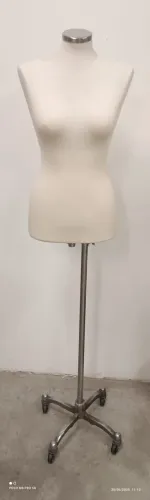 Manequim Feminino Busto Forrado Moda Vitrine
