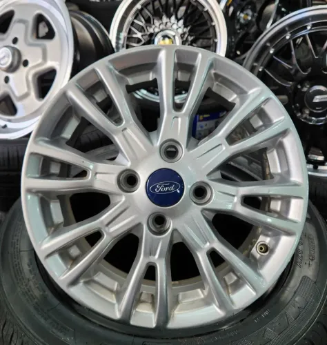 Jogo de rodas Ford Ecosport nova aro 15
