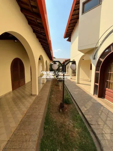 Casa à venda no bairro Centro - Rio Claro/SP.