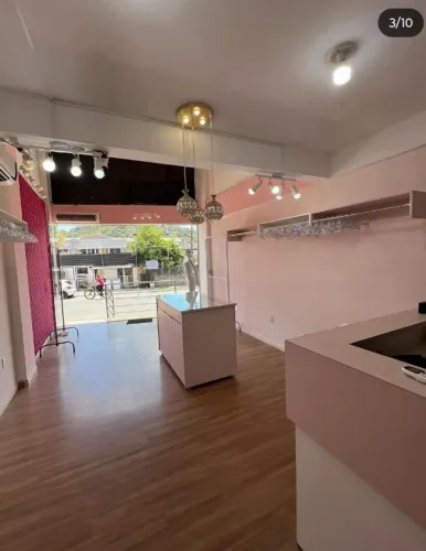 SALA TÉRREA EM CAMBORIÚ SC. 67M2 e 01 BWC. 
