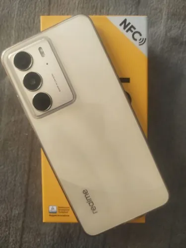 REALME C75 