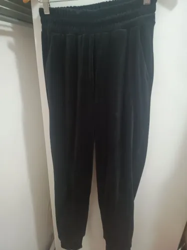 Calça Feminina de Veludo Preto Get Over