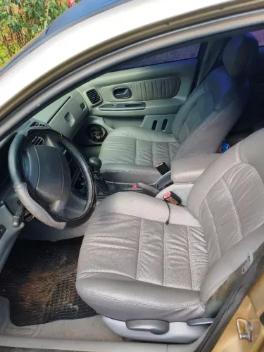 Renault Laguna Nevada RT/ RXE 2.0s 16V 1999