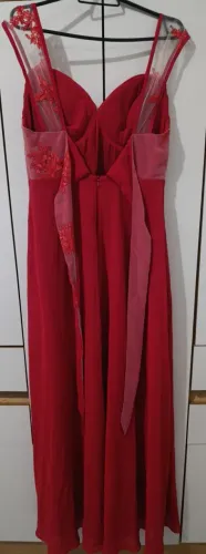 Vestido luxo de festa