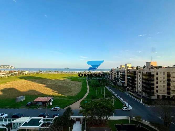 Apartamento à venda na praia da Enseada no Guarujá I Omega Imoveis