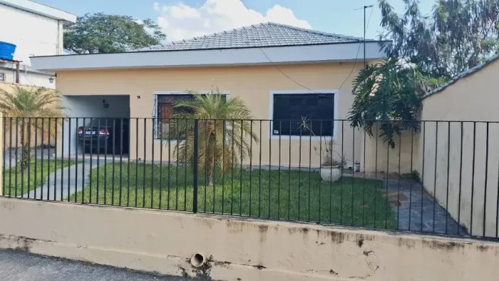 Casa com 3 dormitórios à venda, 300 m² por R$ 798.750,00 - Eugênio de Melo - São José dos