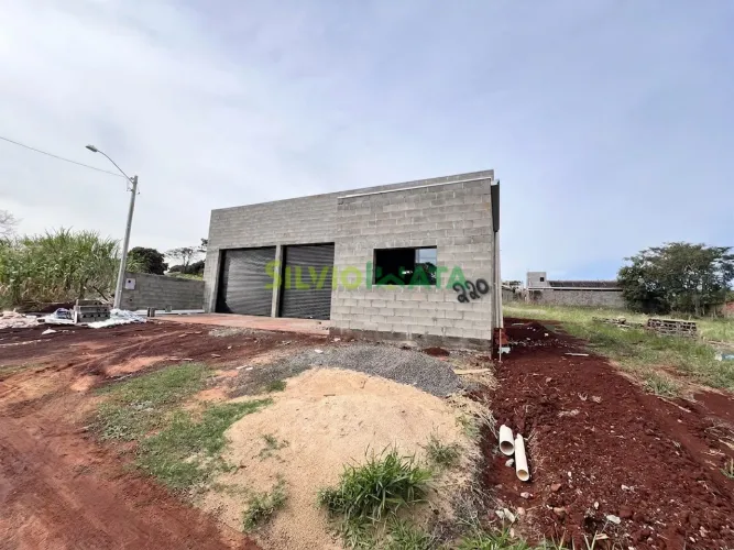 EXCELENTE BARRACÃO DE 215 M² PARA LOCAR NO VALE AZUL