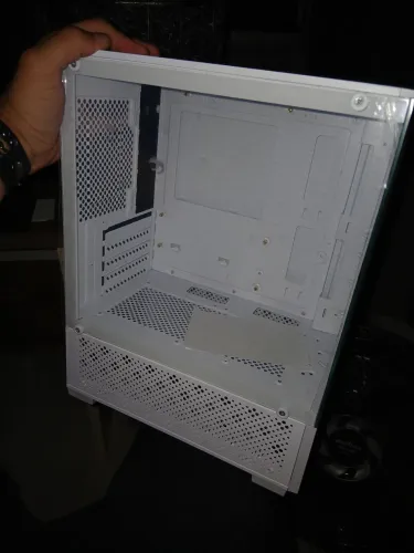 Gabinete gamer branco