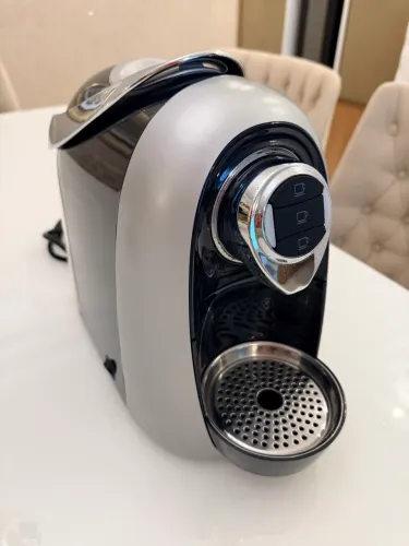 Cafeteira Três Corações Modo Preto/Prata 110V
