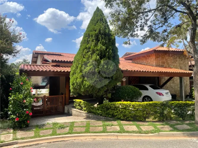 Casa em condomínio à venda com 6 quartos em Além Ponte, Sorocaba