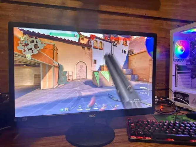 MONITOR AOC - 21,5'' - 60HZ - VGA - FULL HD - 5ms