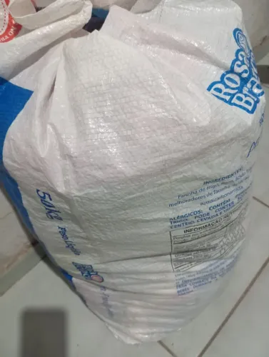 Vendo roupa usada em ontimo condições roupa variadas n faço entrega n