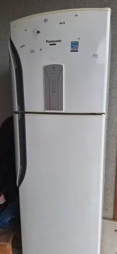 Vendo geladeira fros fri  350 litros super concervada
