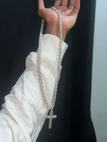 Cordão de prata