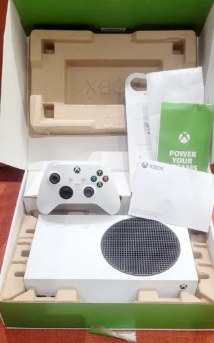 Xbox series s funcionando perfeitamente 