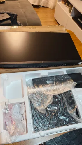 Monitor HQ 21,5" Full HD 100Hz HDMI VGA 1920x1080