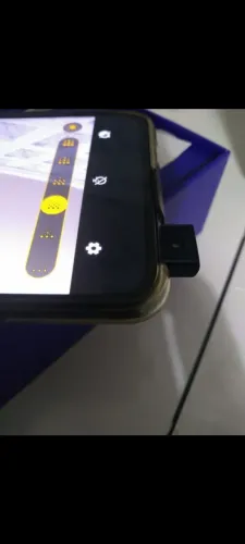 MOTOROLA ONE HYPER