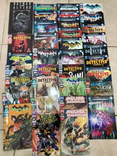 MEGA LOTE 60+ HQs DC Comics - Batman, Jovens Titãs, Esquadrão Suicida e Mais!