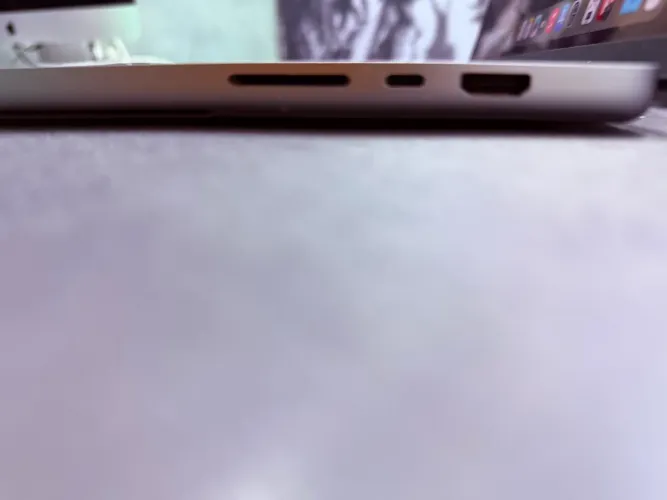 MacBook Pro 16? M1 Max 32GB RAM 1TB SSD - 2021