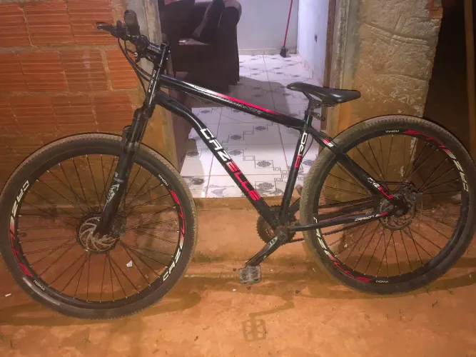 Vende-se bicicleta 