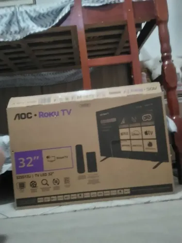 TV AOC Roku smart TV 32 polegadas 