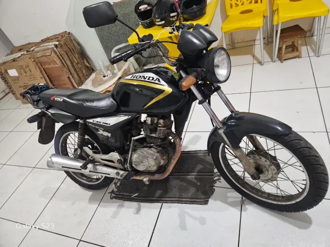 Honda CG 150 - Revisada e funcionando perfeitamente