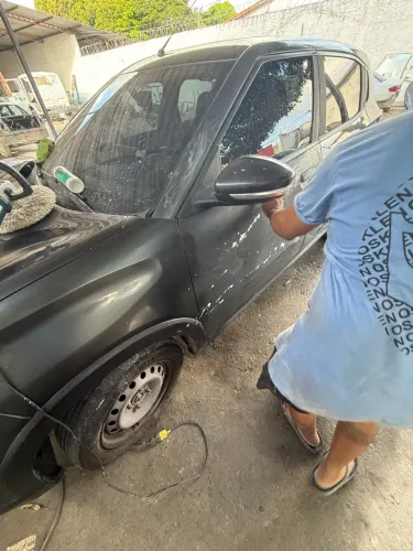Polidor e acabamentos