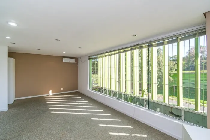 Sala Comercial compra/ locação no Menino Deus