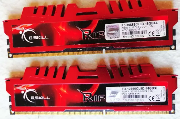 Memória RAM - G.SKILL RIPJAWS X - DDR3 1333 - 16 GB por 140 Reais (2 pentes de 8 GB)