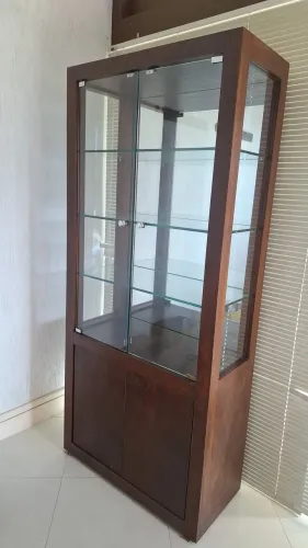 Cristaleira venda