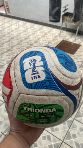 Bola adidas