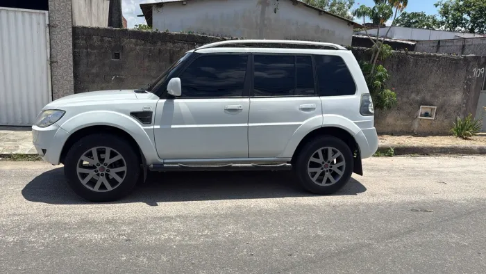 Mitsubishi Pajero TR4 2.0 Flex 16V 4X2 Aut. 2013