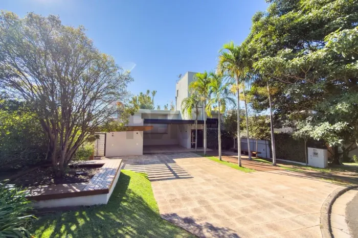 RE/MAX CASANOVA - VENDA - CASA EM CONDOMINIO - 483 M2 - 5 QUARTOS - 3 SUÍTES - SOUSAS