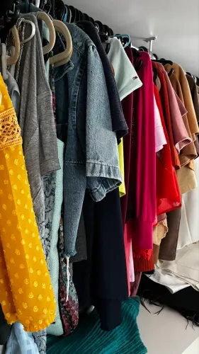 Atacado kit roupas variadas 50 peças