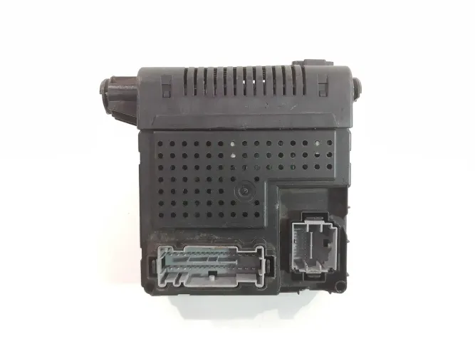 Caixa Fusível Volvo Xc90 4.4 V8 2005 2006 2007 2008 A 2011