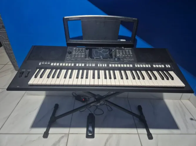Teclado s950 Yamaha super conservado + acessórios