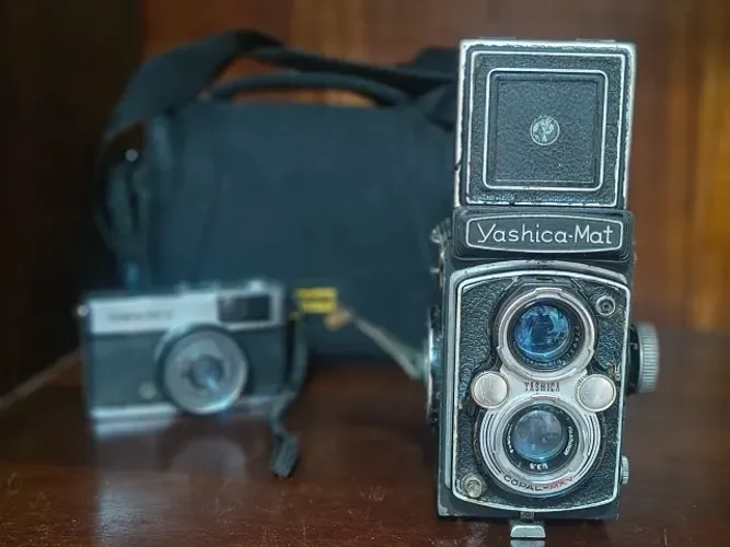 Yashica Mat TLR - Médio Formato Clássica - Funcionando