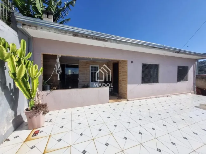 OPORTUNIDADE EM OLARIAS | 462 m² de Terreno a 5 Minutos do Centro