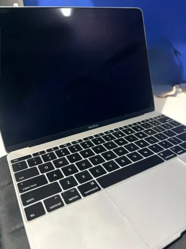 MacBook 12? Retina - Leve, elegante e pronto para o dia a dia