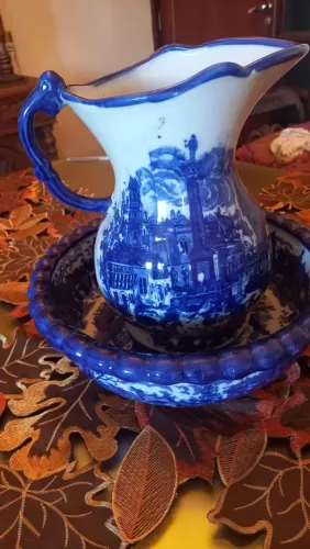 Gomil linda peça inglesa decorativa