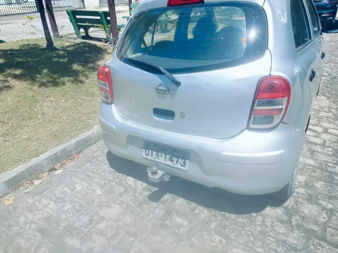 Nissan March 1.0 16V Flex Fuel 5P 2012