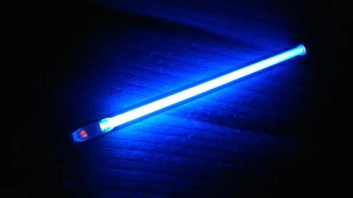 Antena de Neon 18 cm com sensor de ritmo do som prod. Japonês.