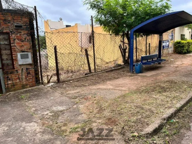 Terreno em Parque São Quirino
