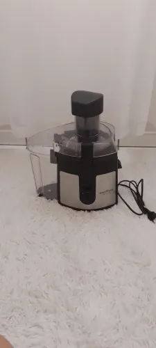 Máquina de suco Britânia 800w 127v usada