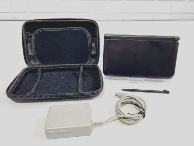421- CONSOLE DESBLOQUEADO 3DS XL PRETO