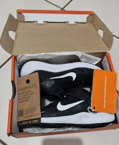 Tênis Nike Infantil Revolution 7 - Tam 28