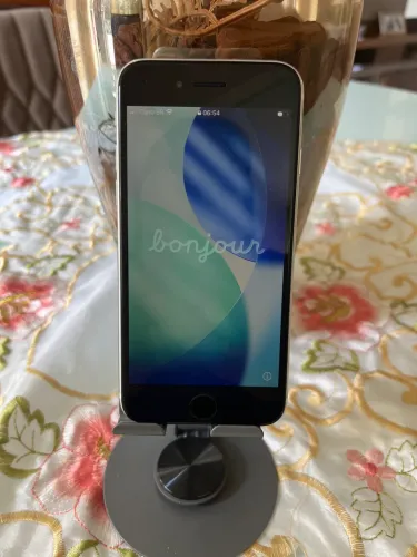iPhone SE 