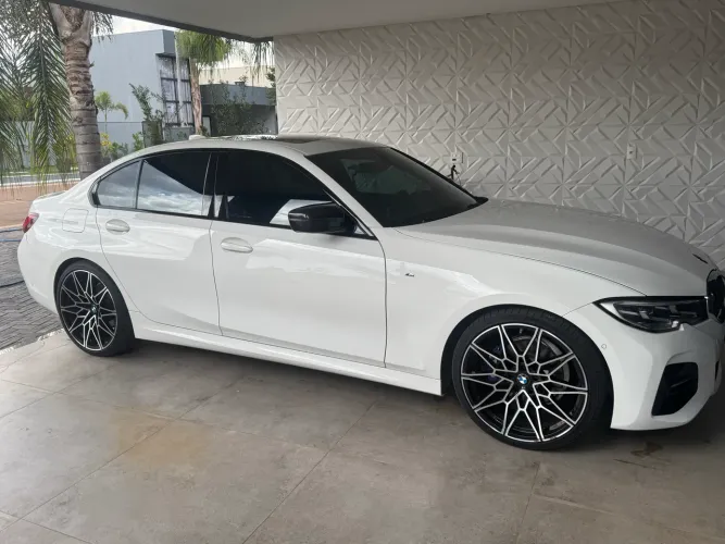 BMW 320I A 2.0 TB M Sport Activeflex 16V 4P 2022
