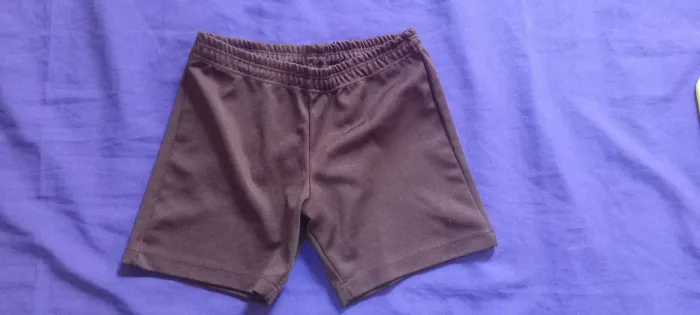Vendo short infantil em malha