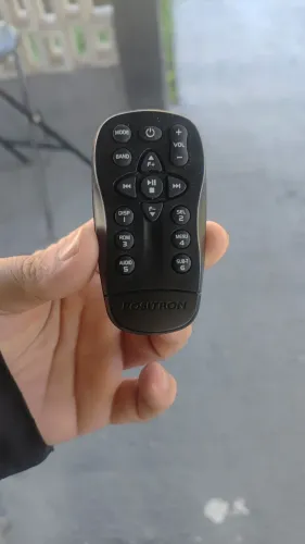 DVD retrátil positron com Bluetooth novinho com controle